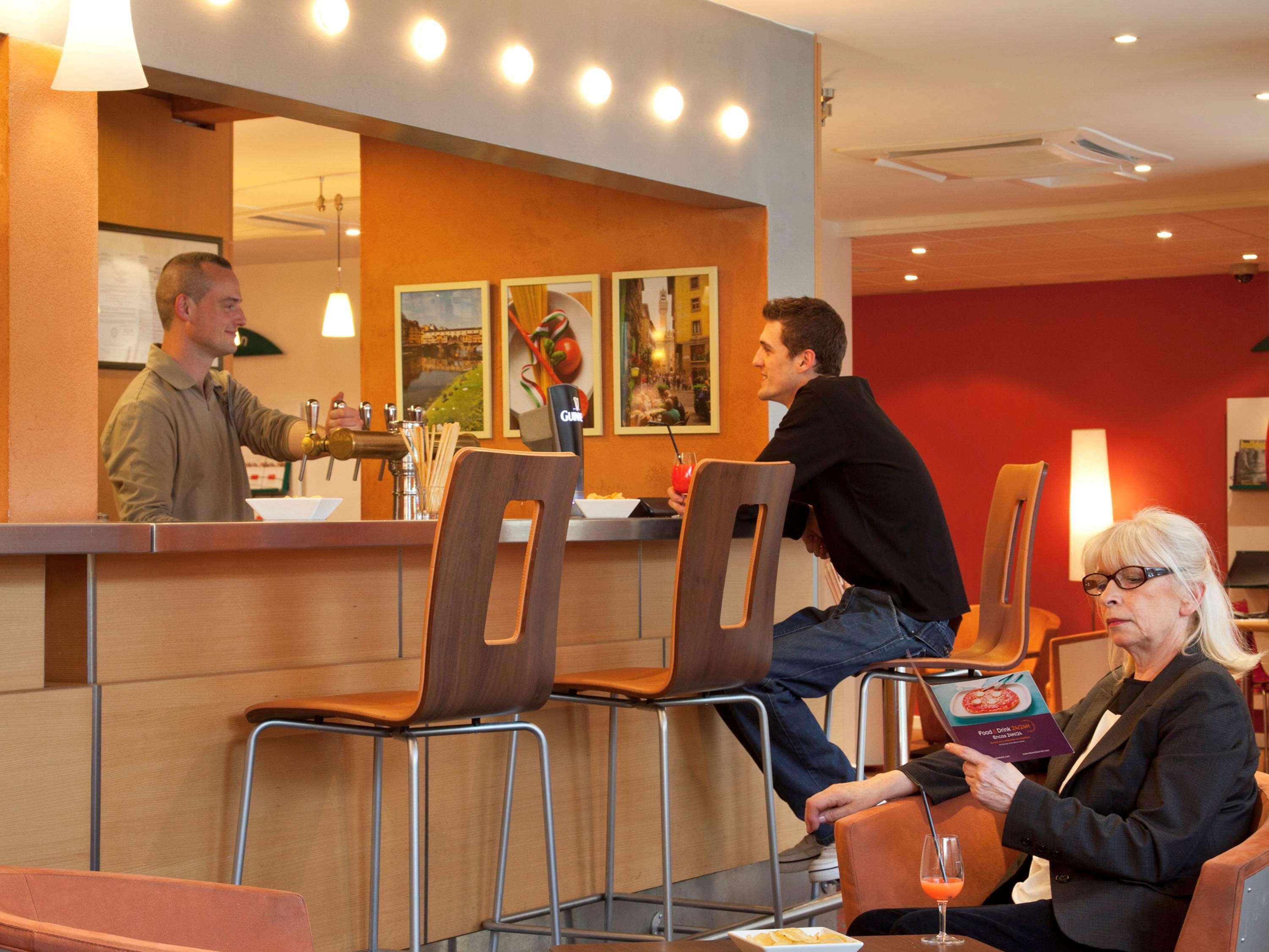 B&B Hotel Marseille Prado Parc Des Expositions Exterior photo